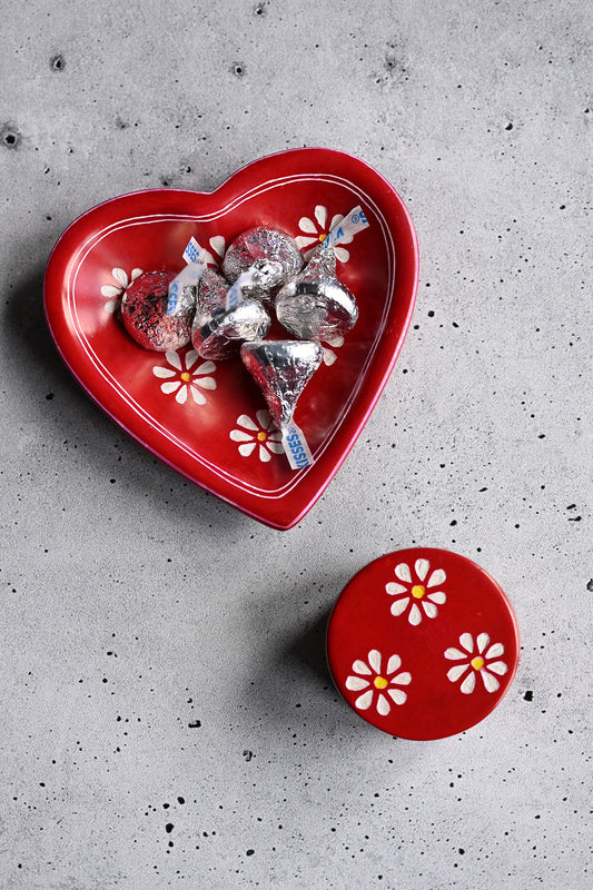 Red Daisy Print Soapstone Ring Box