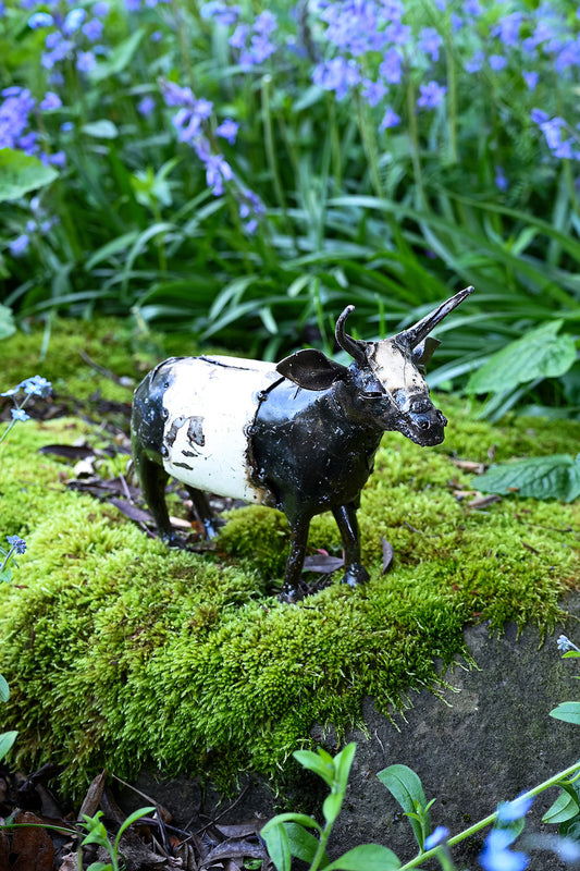 Mini Recycled Oil Drum Milk Cow Sculpture