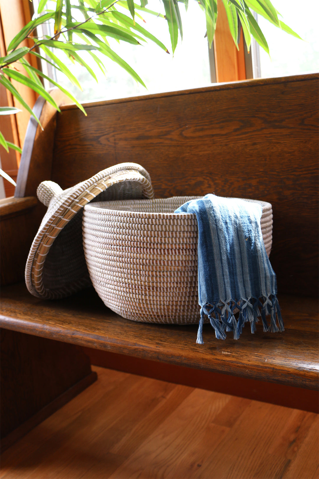Lidded White Warming Basket